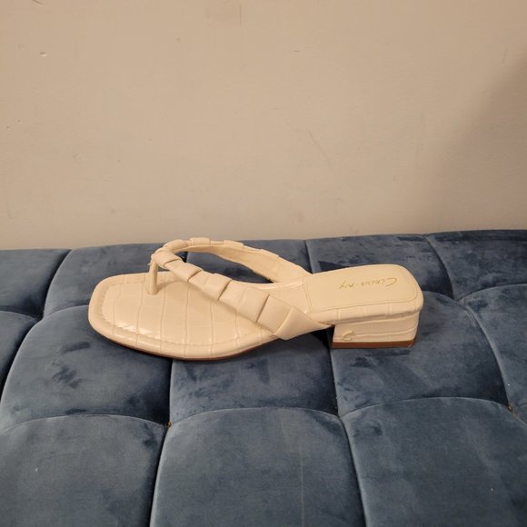 New - Circus NY Women's Jacinda Sandal Ivory 9.5 Medium - Picture 2 of 5